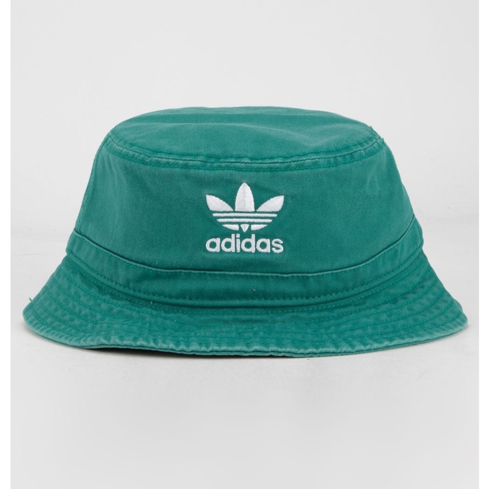 Adidas bucket hat